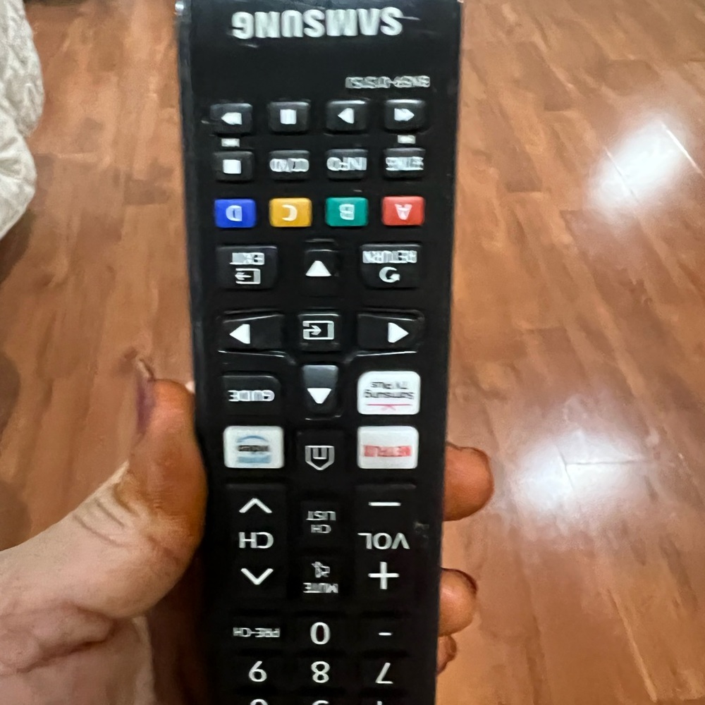 COPY - 50 inch smart Samsung Tv Remote & Tv stand brand new .